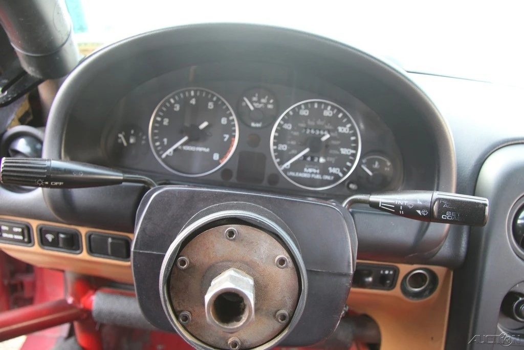1994 Mazda NA MX-5 Miata - Image 14 of 21