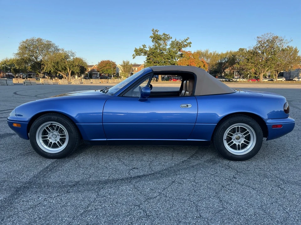 1994 Mazda NA MX-5 Miata - Image 13 of 31