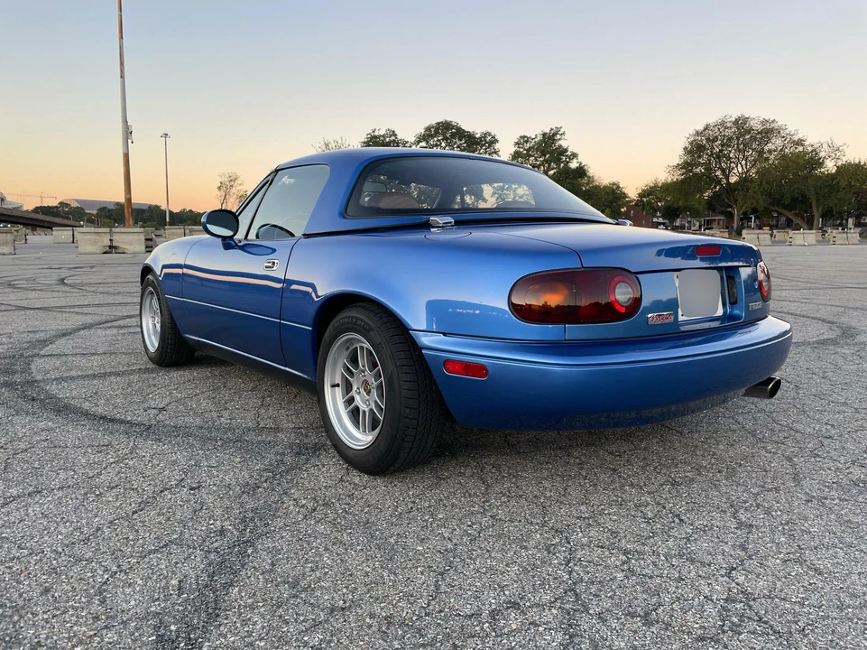 1994 Mazda NA MX-5 Miata - Image 15 of 31