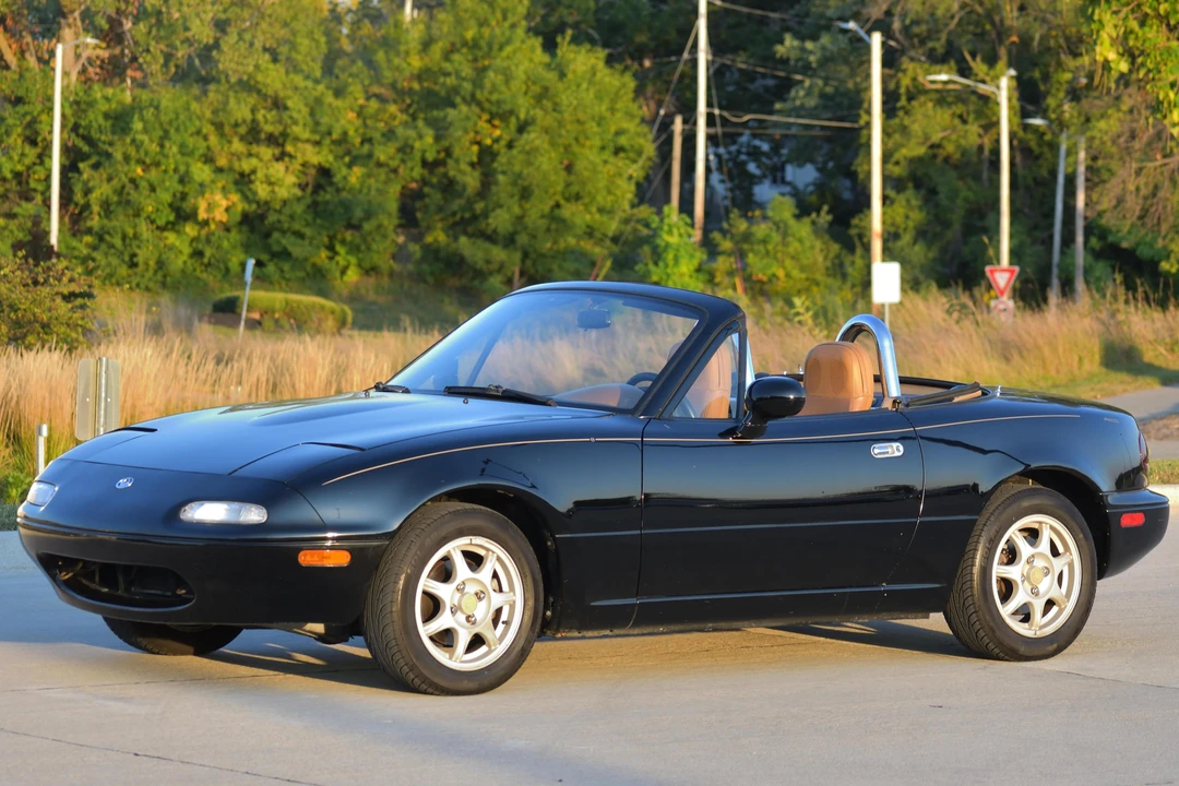 1994 Mazda NA MX-5 Miata - Image 3 of 10