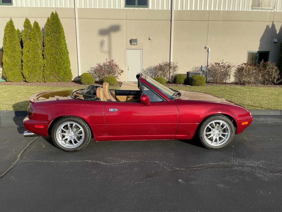 1994 Mazda NA MX-5 Miata - Image 11 of 31