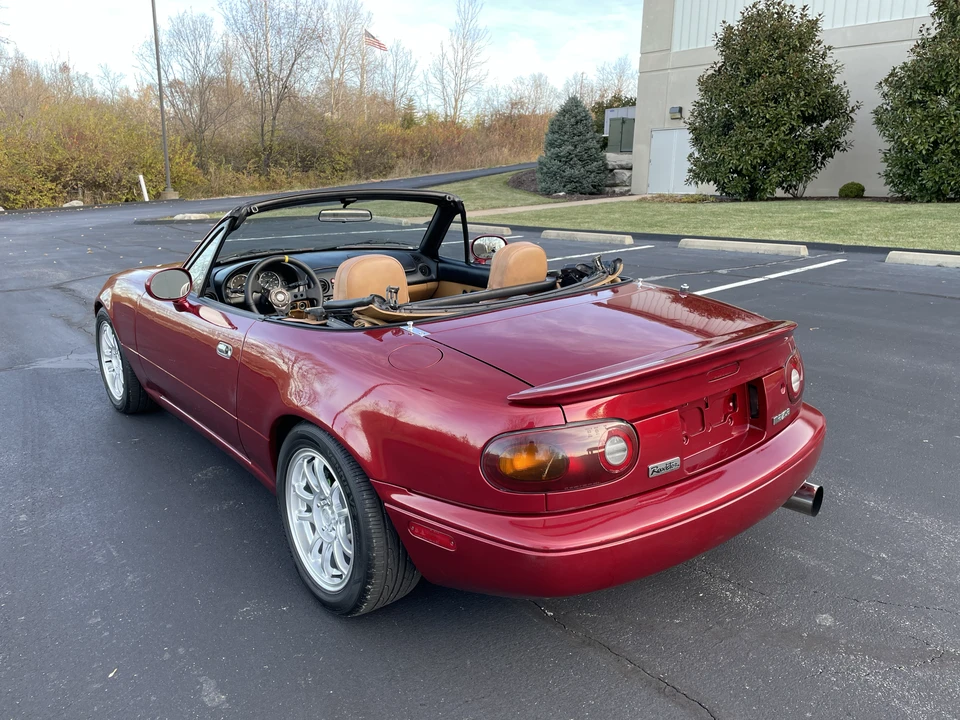 1994 Mazda NA MX-5 Miata - Image 8 of 31