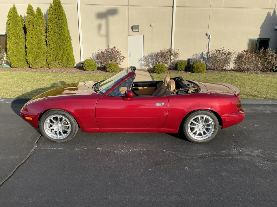 1994 Mazda NA MX-5 Miata - Image 7 of 31
