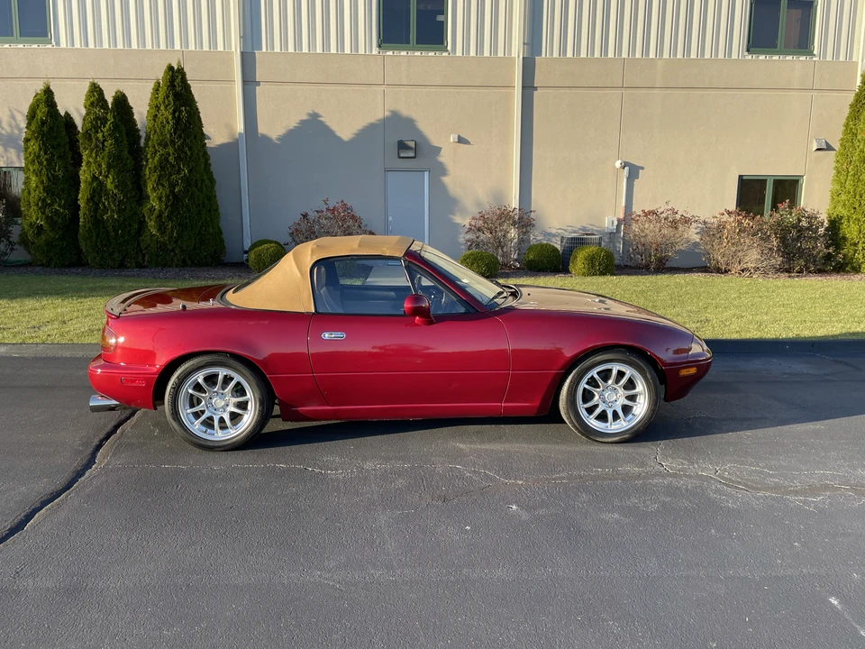 1994 Mazda NA MX-5 Miata - Image 29 of 31