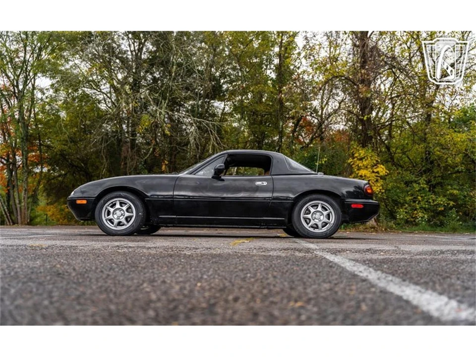 1994 Mazda NA MX-5 Miata - Image 16 of 31