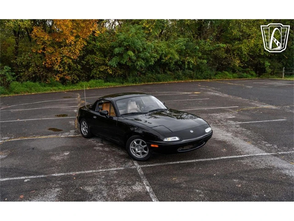 1994 Mazda NA MX-5 Miata - Image 2 of 31