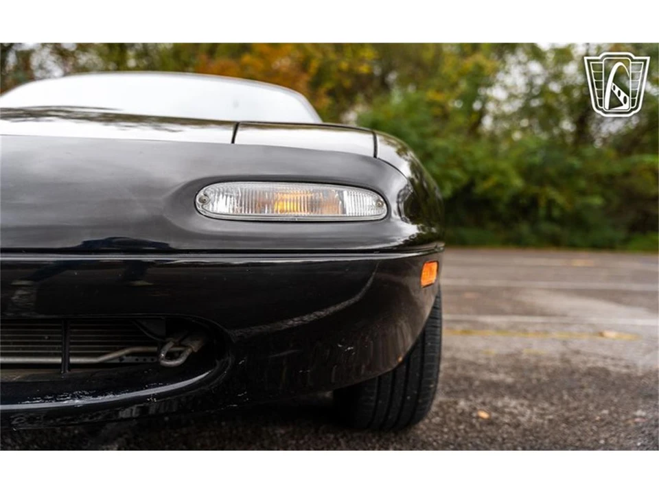 1994 Mazda NA MX-5 Miata - Image 30 of 31