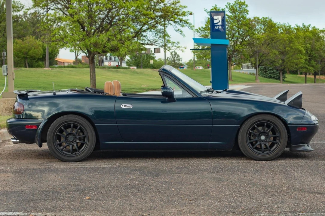 1994 Mazda NA MX-5 Miata - Image 3 of 31