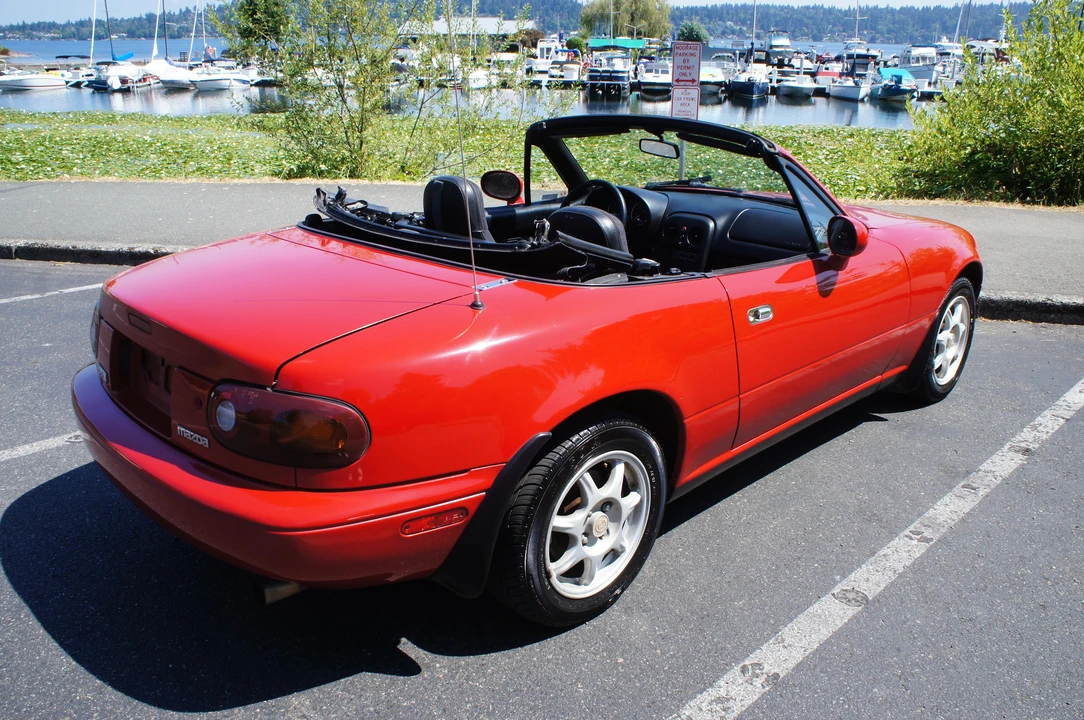 1994 Mazda NA MX-5 Miata - Image 11 of 31