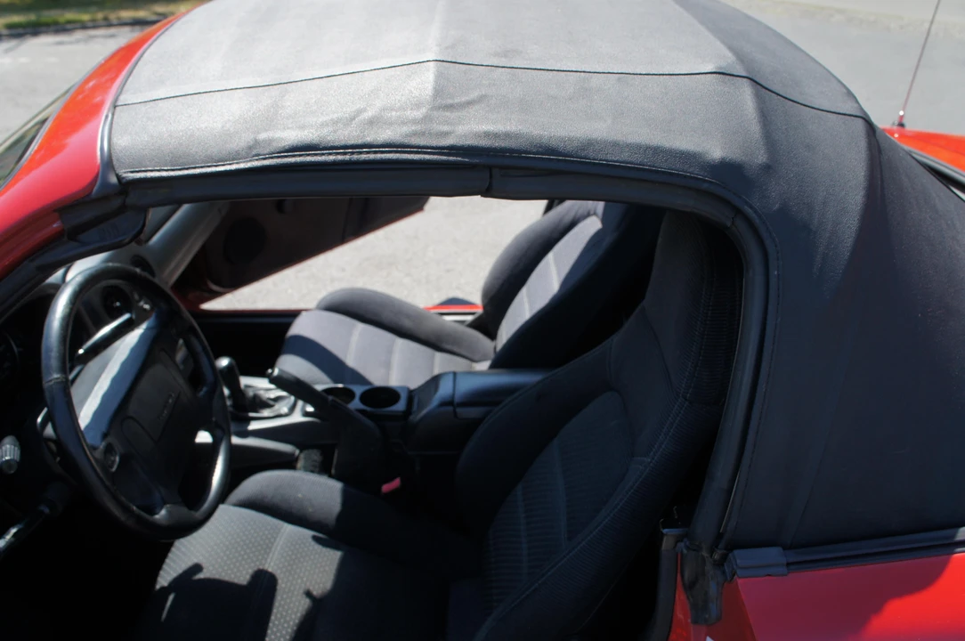 1994 Mazda NA MX-5 Miata - Image 25 of 31