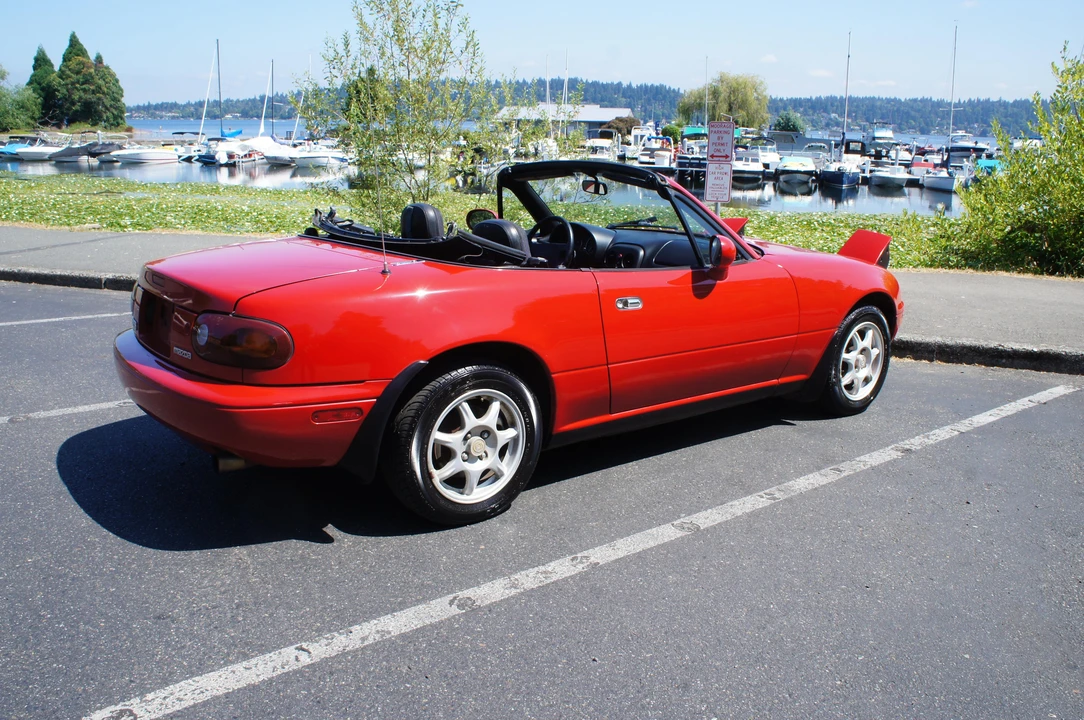 1994 Mazda NA MX-5 Miata - Image 13 of 31