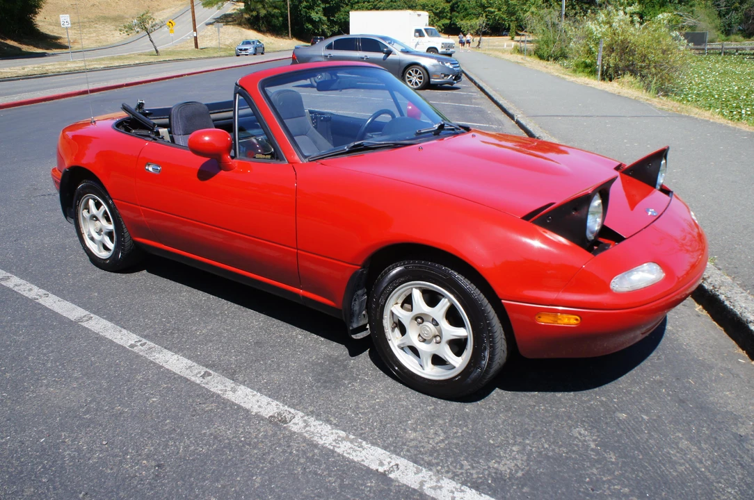 1994 Mazda NA MX-5 Miata - Image 15 of 31