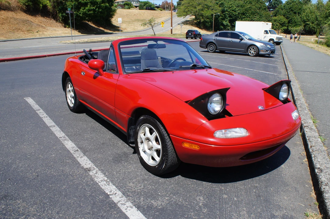 1994 Mazda NA MX-5 Miata - Image 16 of 31