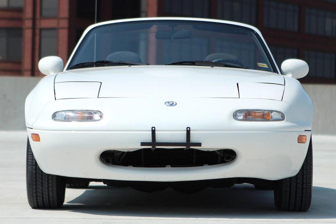 1994 Mazda NA MX-5 Miata - Image 2 of 31