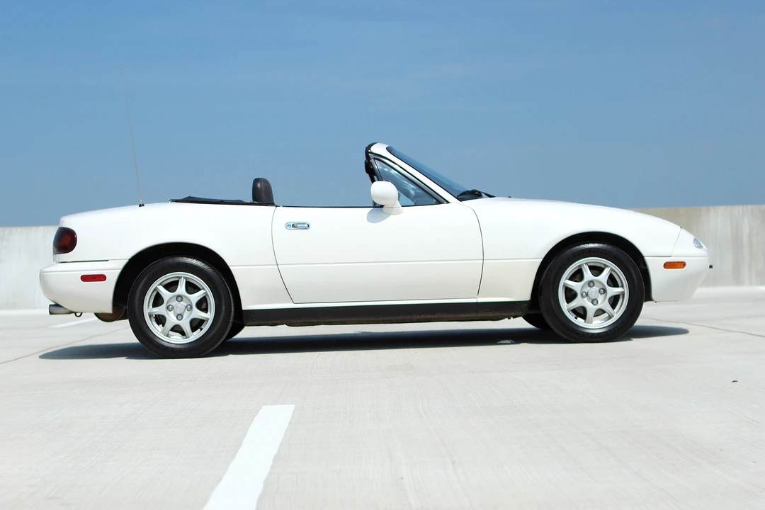 1994 Mazda NA MX-5 Miata - Image 19 of 31