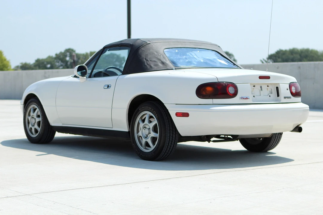 1994 Mazda NA MX-5 Miata - Image 24 of 31