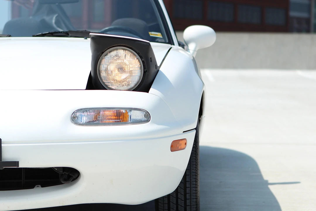 1994 Mazda NA MX-5 Miata - Image 29 of 31
