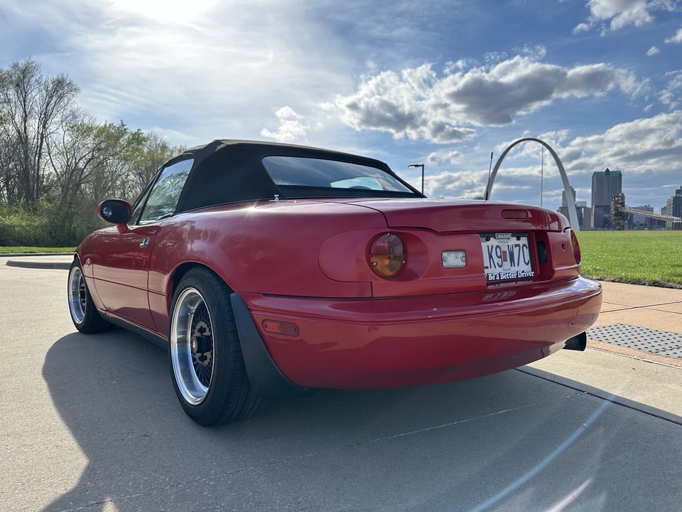 1994 Mazda NA MX-5 Miata - Image 2 of 16