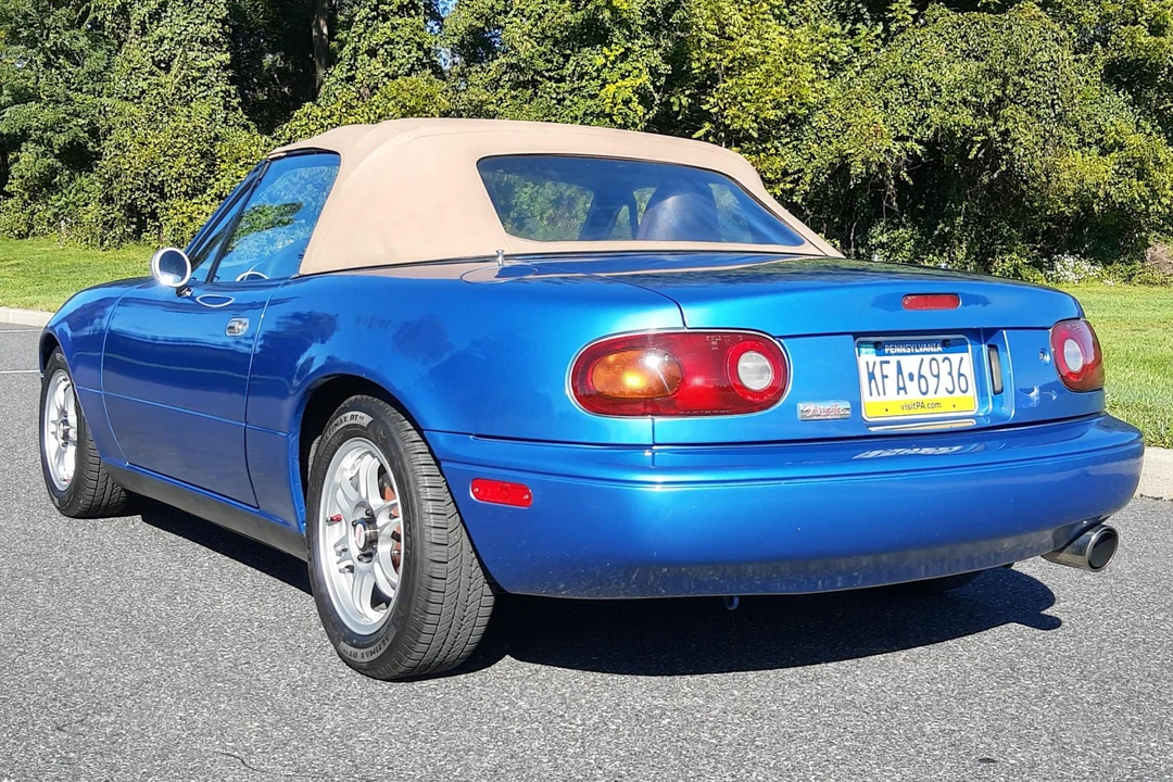1994 Mazda NA MX-5 Miata - Image 4 of 31