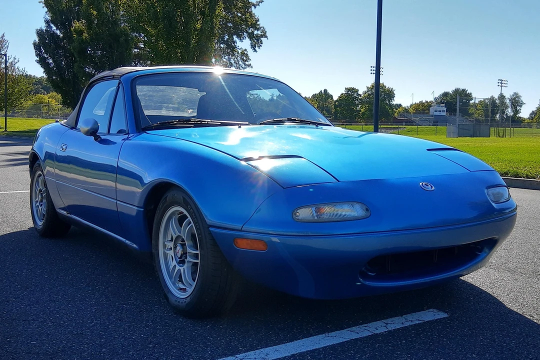 1994 Mazda NA MX-5 Miata - Image 2 of 31