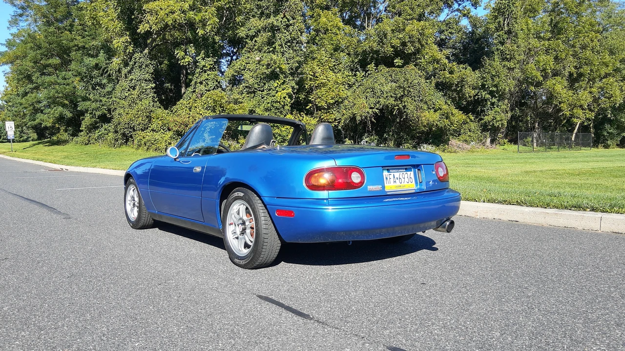 1994 Mazda NA MX-5 Miata - Image 8 of 31