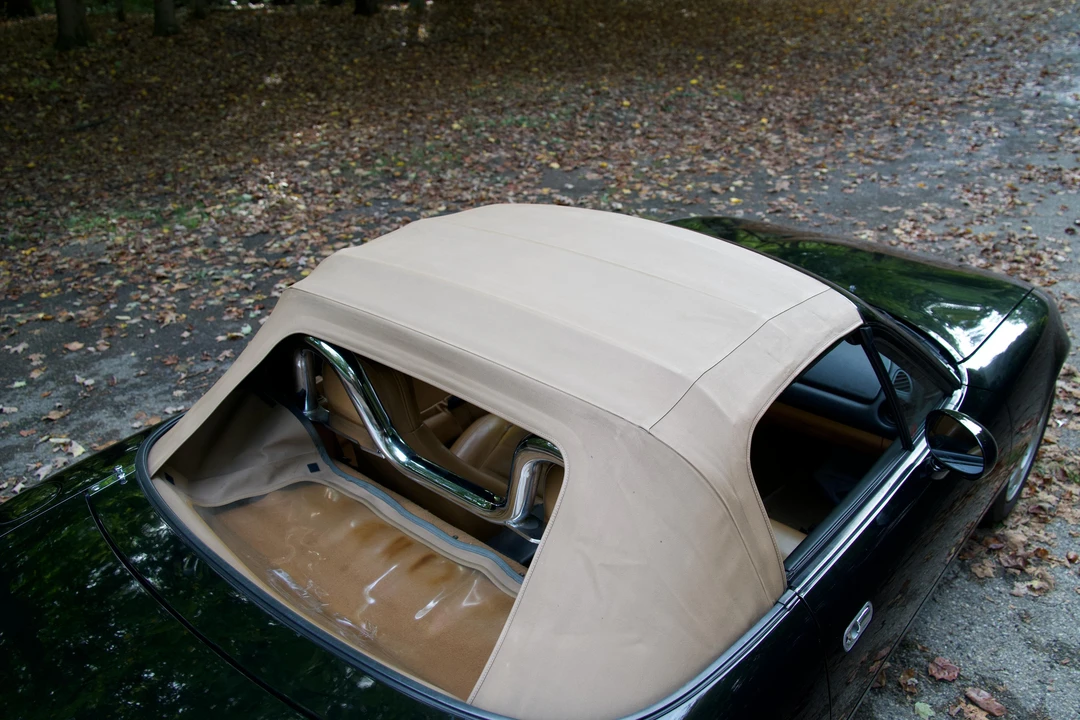 1994 Mazda NA MX-5 Miata - Image 24 of 31