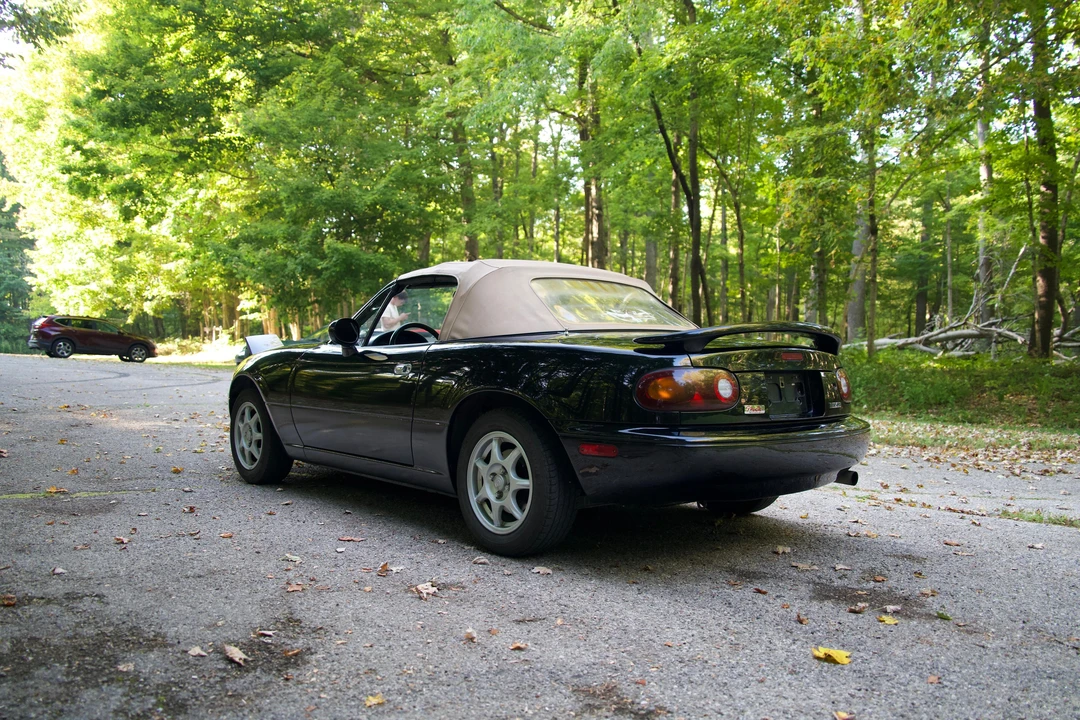 1994 Mazda NA MX-5 Miata - Image 11 of 31