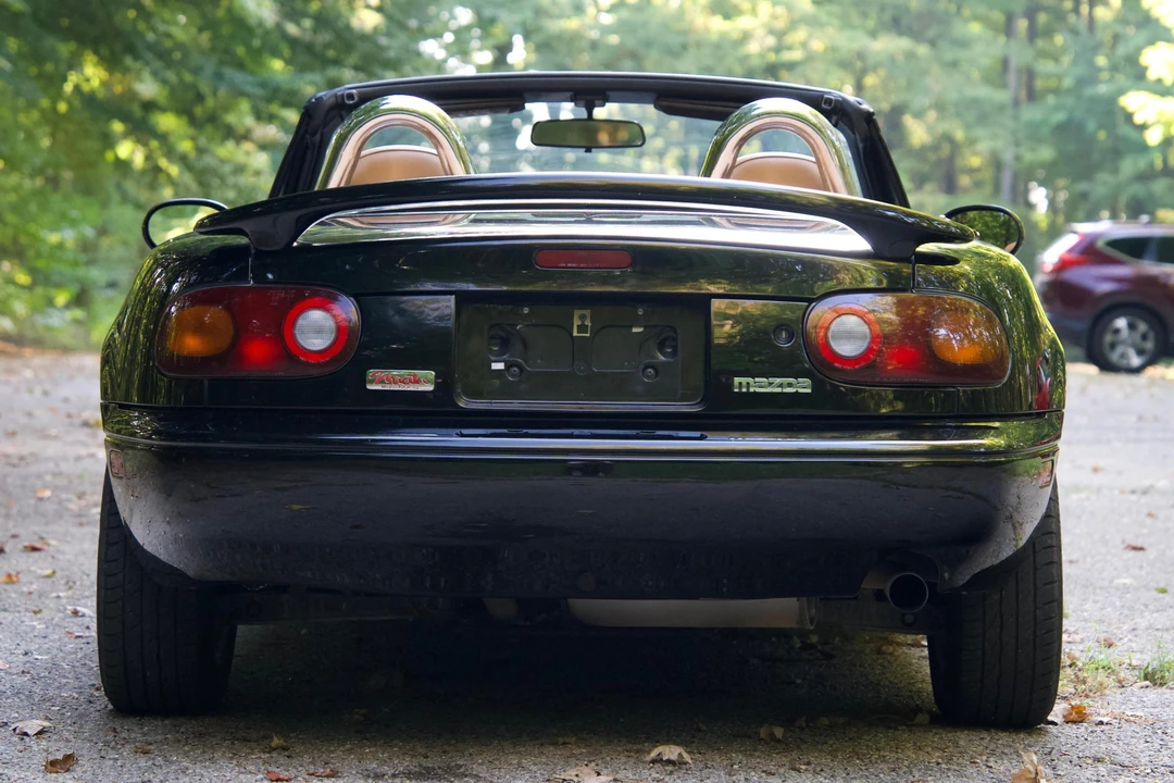 1994 Mazda NA MX-5 Miata - Image 5 of 31