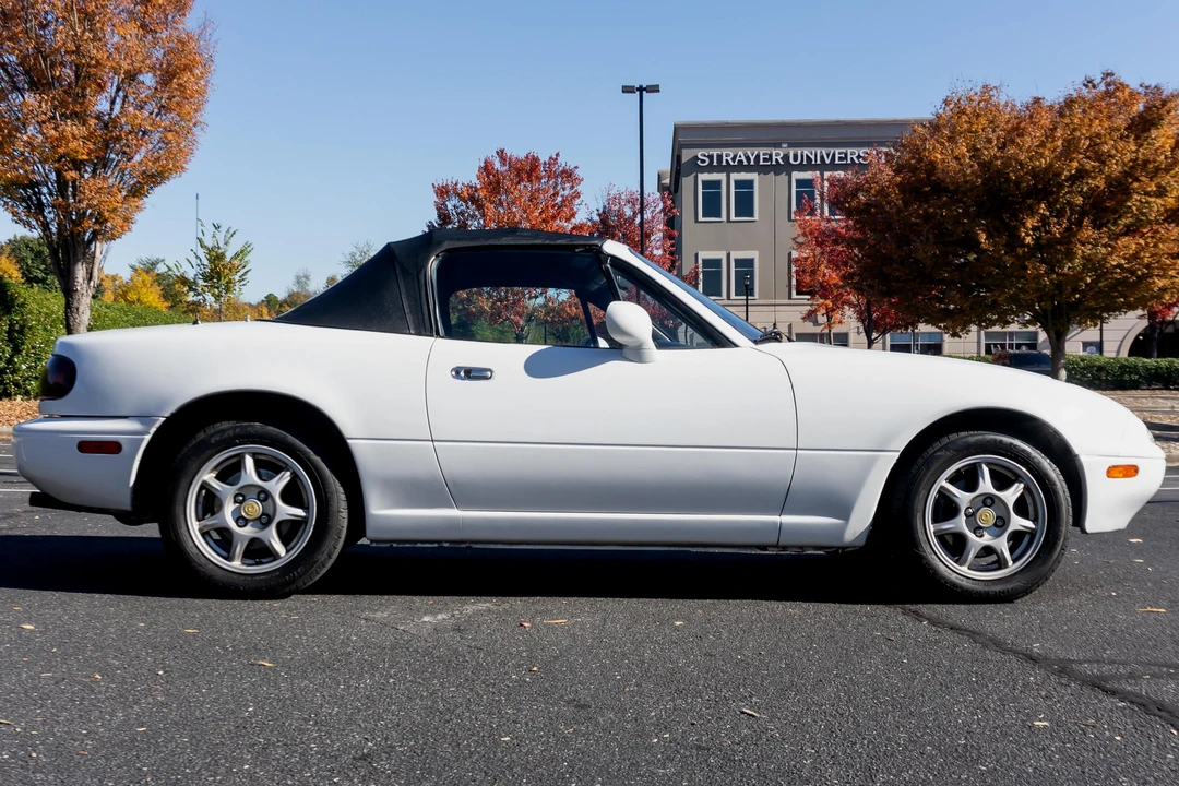 1994 Mazda NA MX-5 Miata - Image 3 of 31