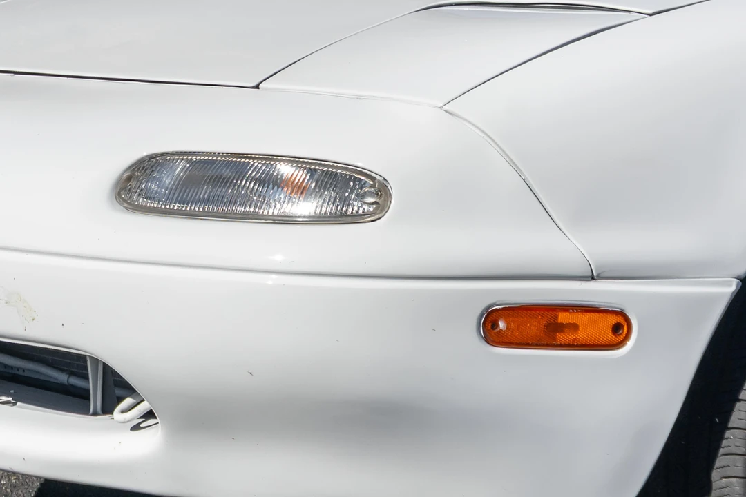 1994 Mazda NA MX-5 Miata - Image 18 of 31