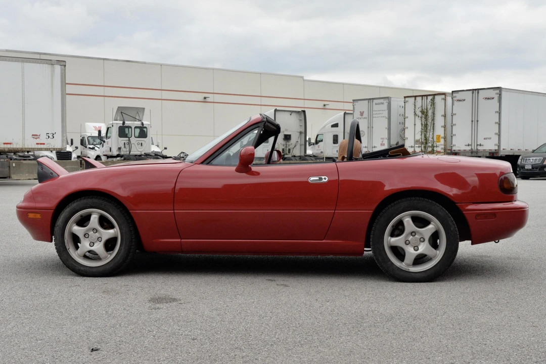 1994 Mazda NA MX-5 Miata - Image 3 of 7