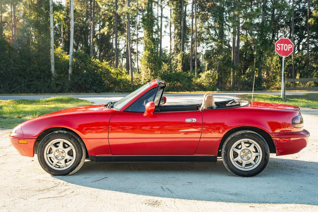 1994 Mazda NA MX-5 Miata - Image 6 of 31
