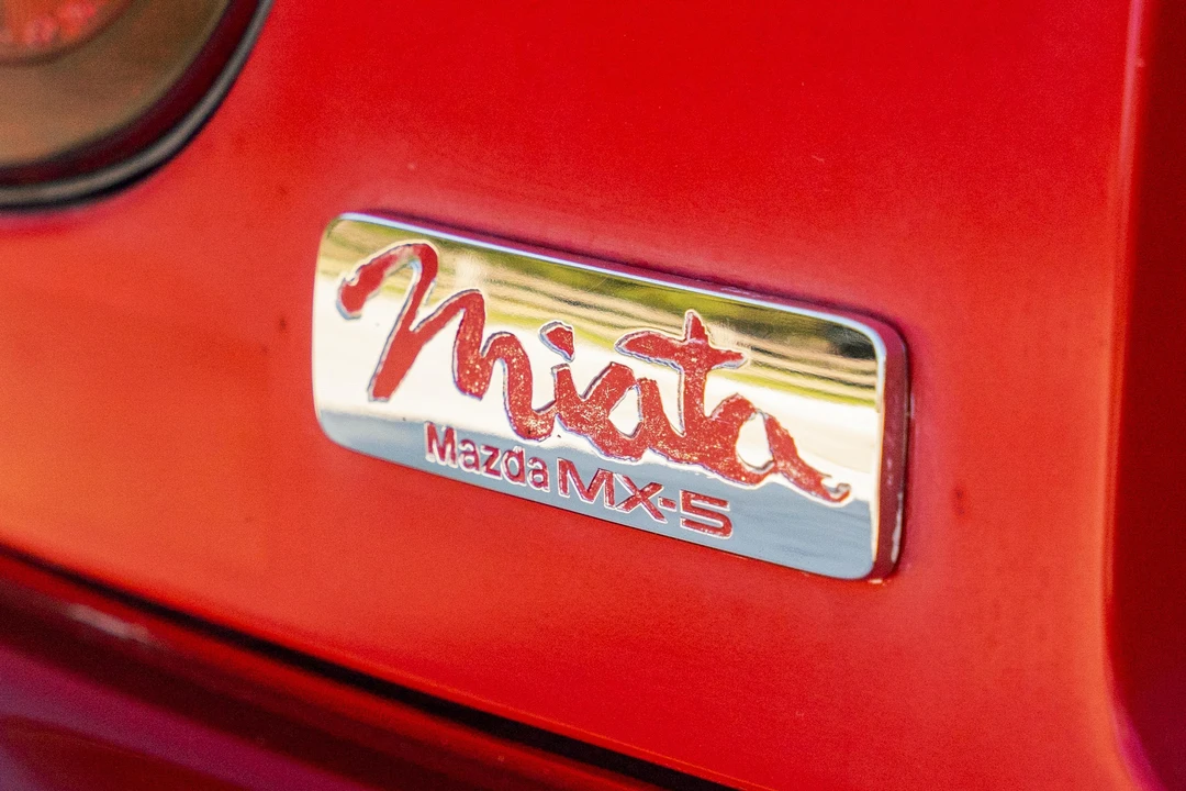 1994 Mazda NA MX-5 Miata - Image 25 of 31