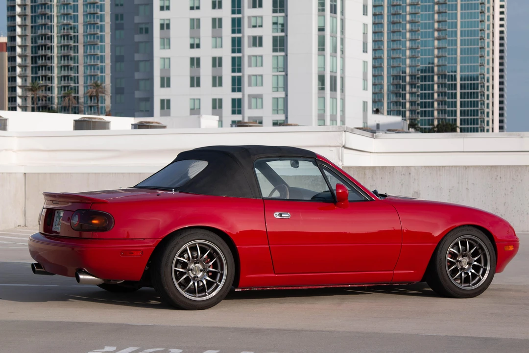 1994 Mazda NA MX-5 Miata - Image 29 of 31