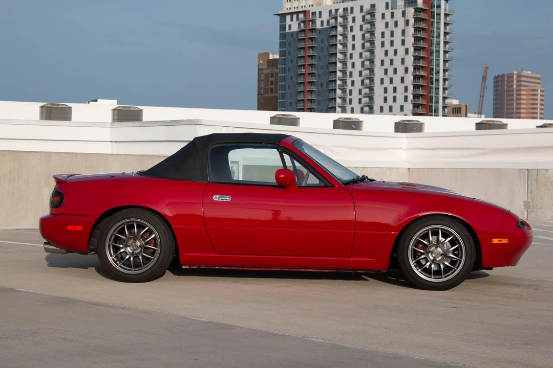1994 Mazda NA MX-5 Miata - Image 30 of 31