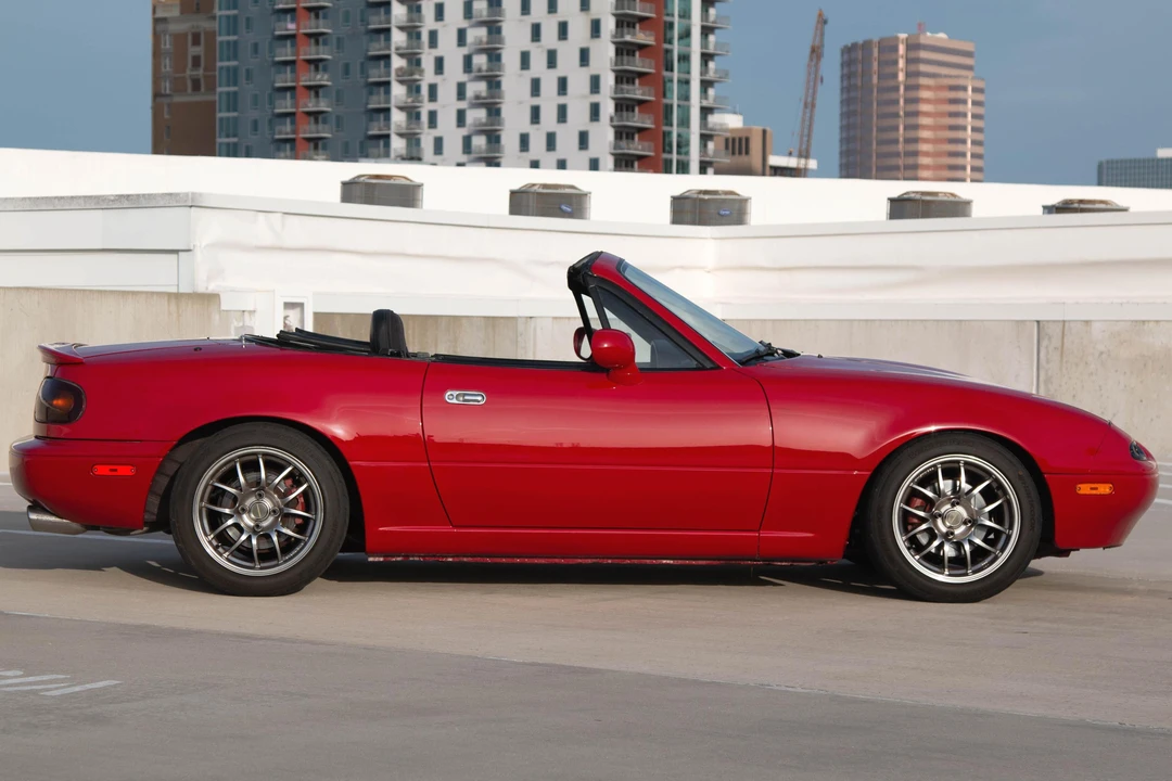 1994 Mazda NA MX-5 Miata - Image 3 of 31