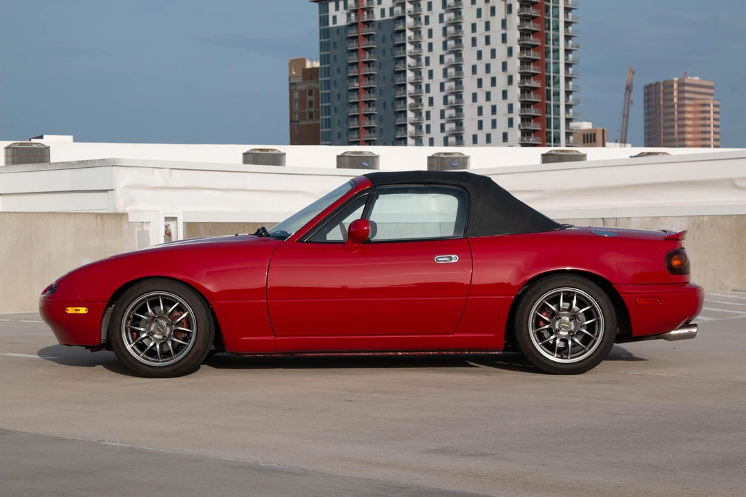 1994 Mazda NA MX-5 Miata - Image 22 of 31