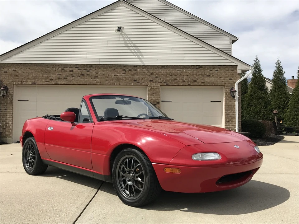 1994 Mazda NA MX-5 Miata - Image 16 of 31