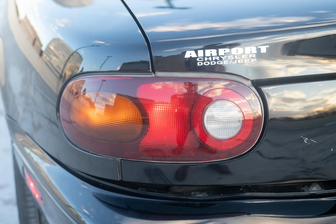 1994 Mazda NA MX-5 Miata - Image 23 of 31