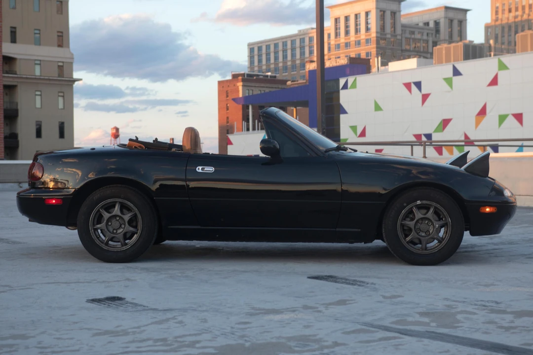 1994 Mazda NA MX-5 Miata - Image 8 of 31