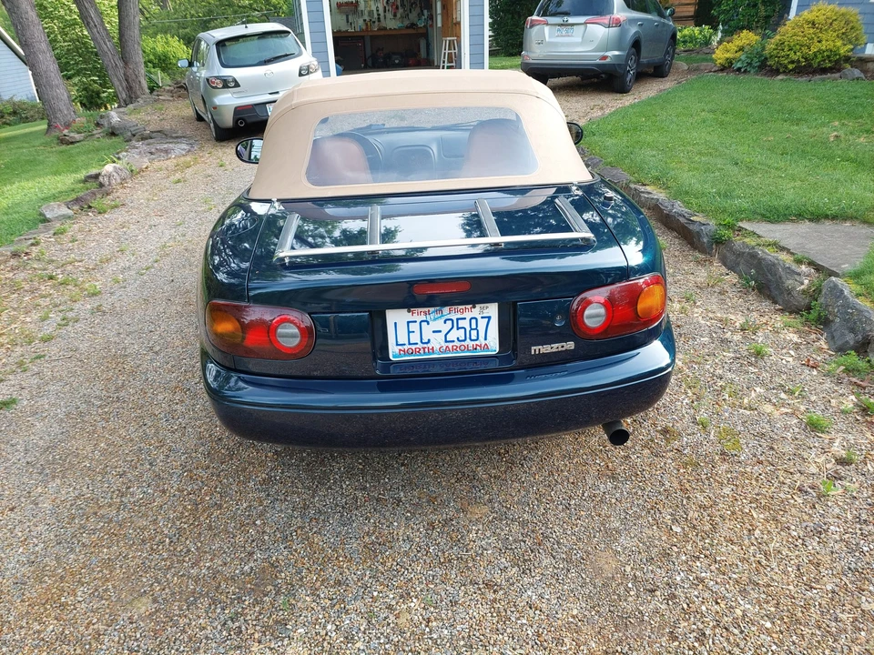 1994 Mazda NA MX-5 Miata - Image 6 of 31