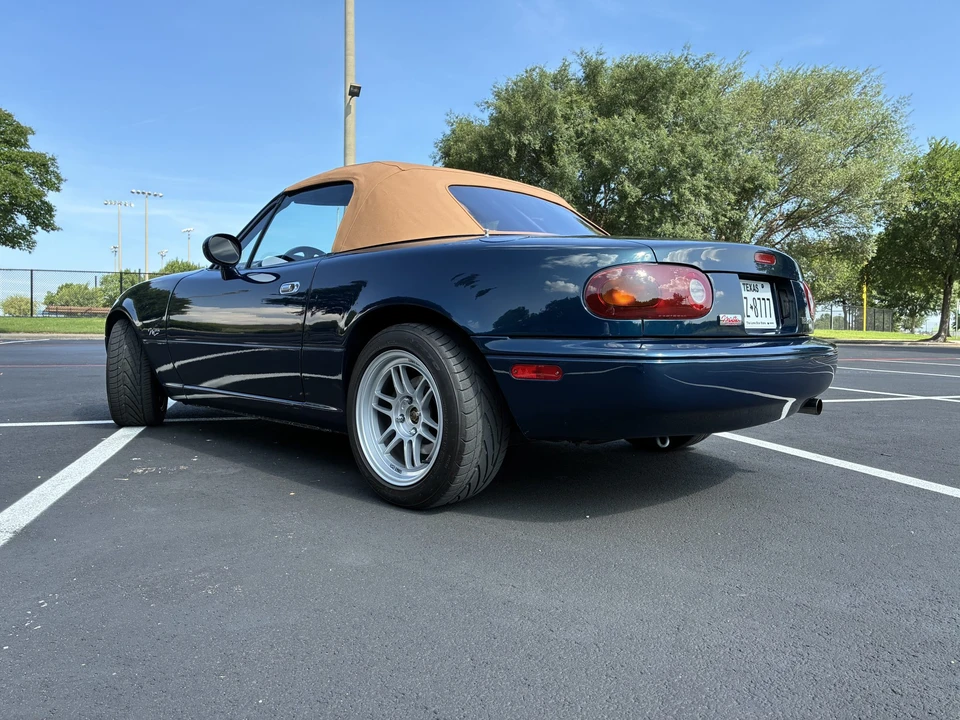 1994 Mazda NA MX-5 Miata - Image 18 of 31