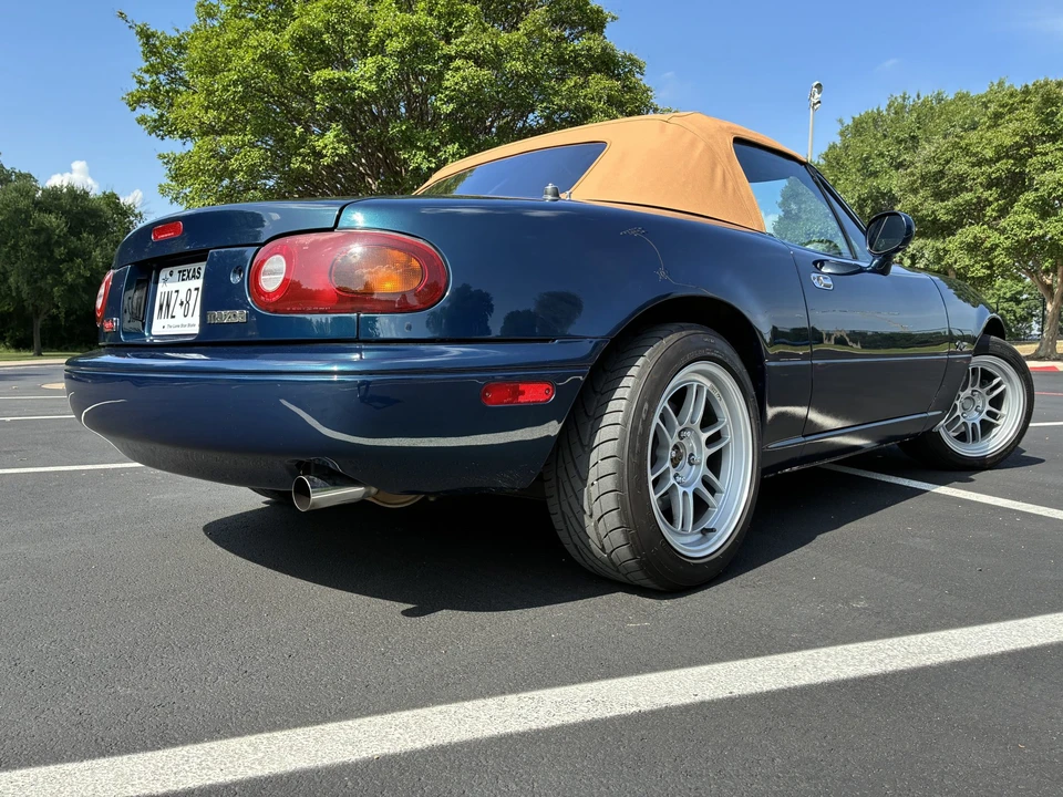 1994 Mazda NA MX-5 Miata - Image 13 of 31