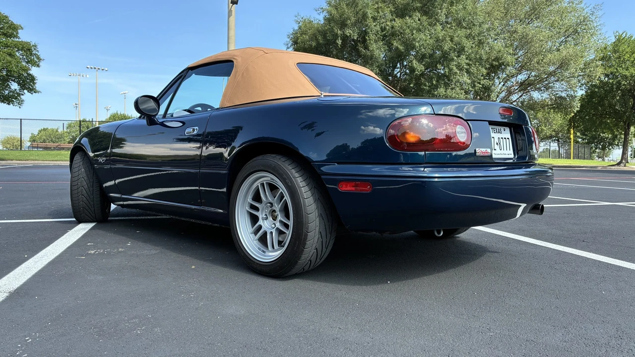 1994 Mazda NA MX-5 Miata - Image 19 of 31