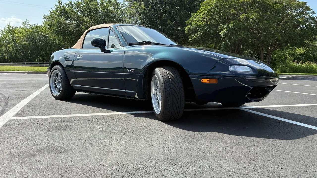1994 Mazda NA MX-5 Miata - Image 8 of 31