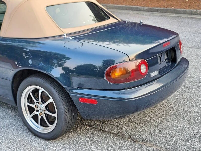 1994 Mazda NA MX-5 Miata - Image 26 of 31