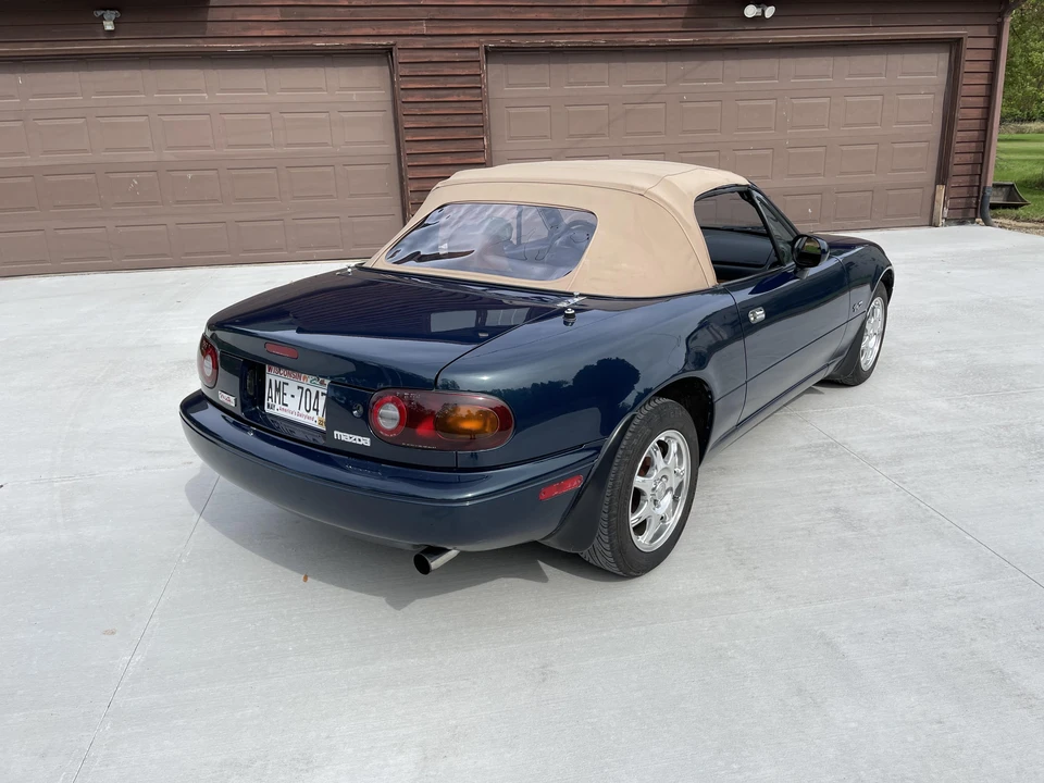1994 Mazda NA MX-5 Miata - Image 18 of 31