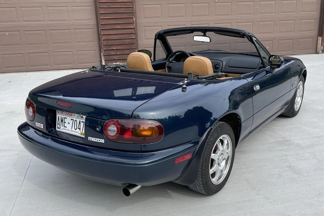 1994 Mazda NA MX-5 Miata - Image 4 of 31