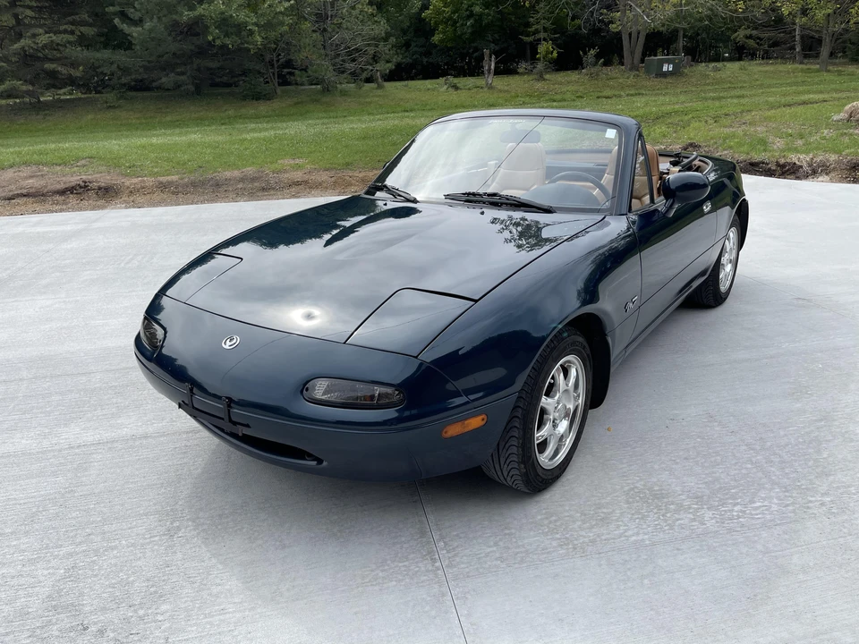 1994 Mazda NA MX-5 Miata - Image 7 of 31
