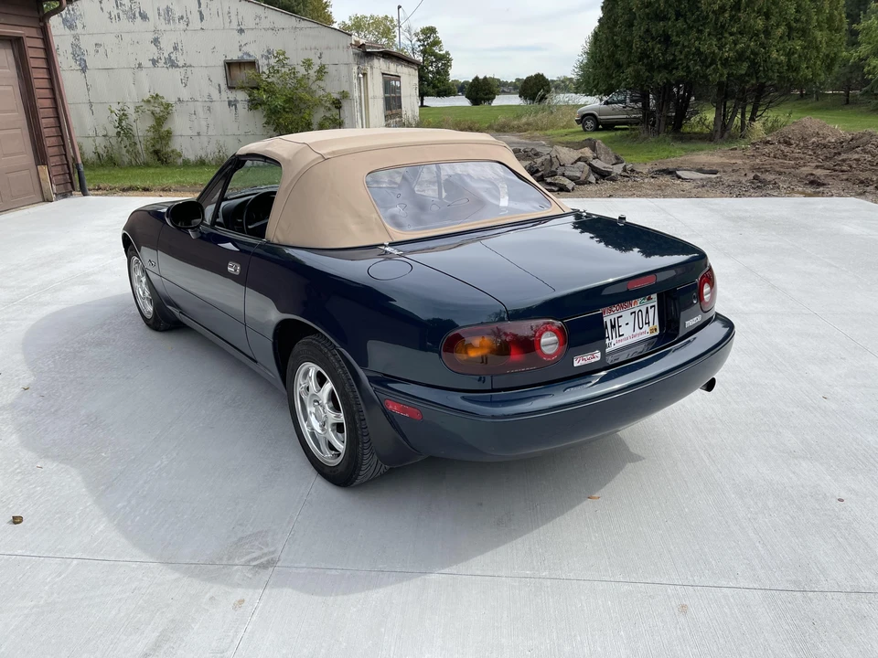 1994 Mazda NA MX-5 Miata - Image 17 of 31
